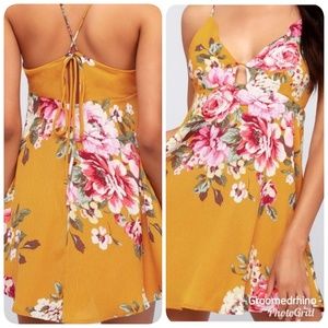 NWT Lulu's Fit & Flare Floral Skater Dress Size S
